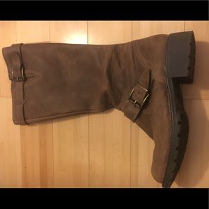 Clark’s genuine leather tall boot